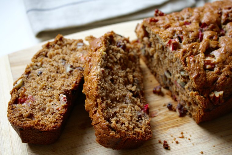 Spring dessert recipe: Rhubarb cinnamon bread