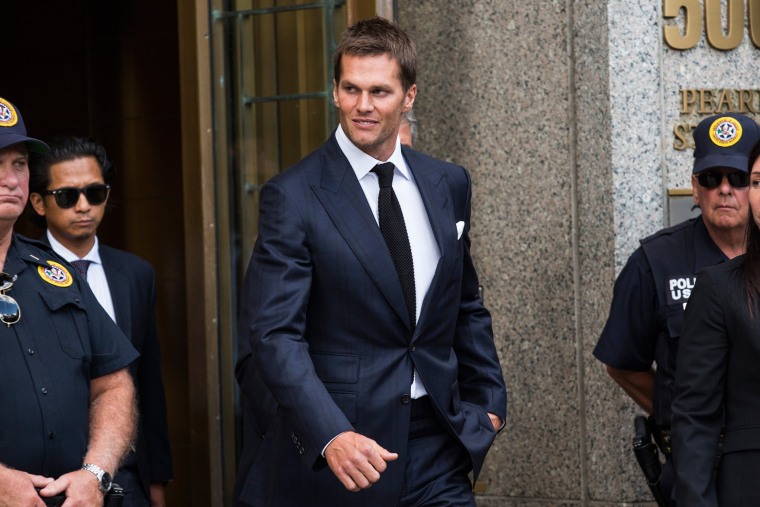 Image: Appeals court reinstates Tom Brady's 4-game Deflategate suspension