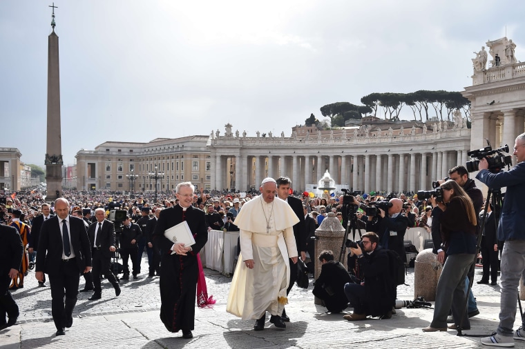 Image: Pope Francis on April 13, 2016