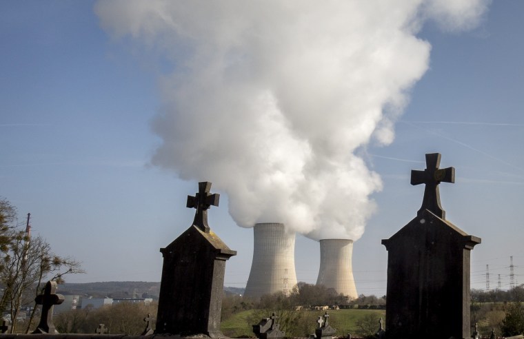 Image: Nuclear power plant in Tihange, Belgium