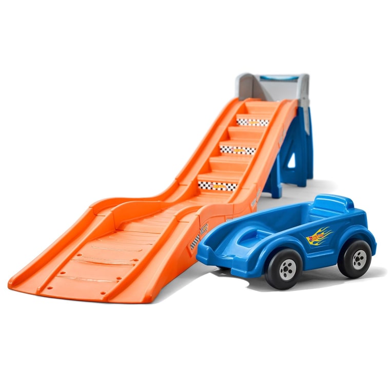 Step2 Hot Wheels Extreme Thrill Coaster Ride On