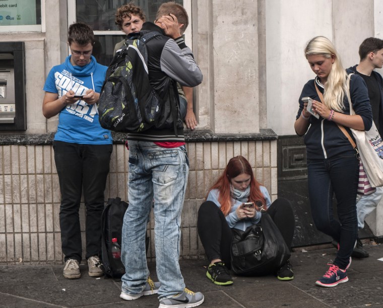 Cellphones On The Street