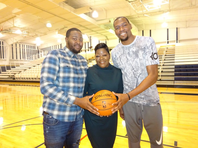 Wanda Durant and her two sons Tony and Kevin.