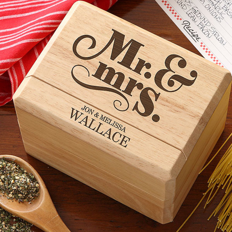 8 Personalized Gifts for Newlyweds They Will LOVE! - Hill City