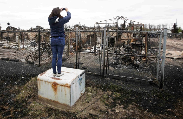 Image: Burned ruins in Fort McMurray