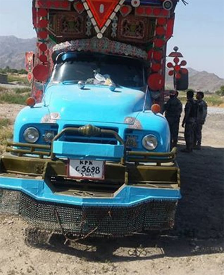 The Afghan Ministry of Interior Affairs tweeted this image with the comment "Pakistani truck load of 9700kg of Ammonium Nitrate seized by Border Police entering Afghnistan Taliban use for IED"