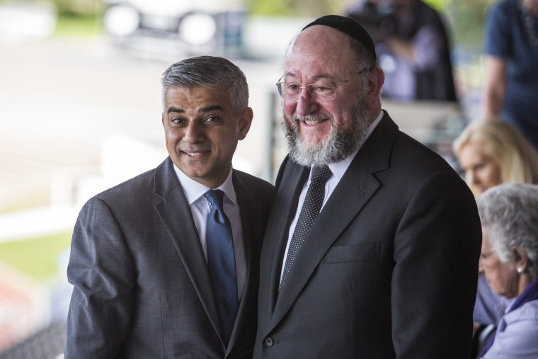 Image: London Mayor Sadiq Khan and Chief Rabbi Ephraim Mirvis