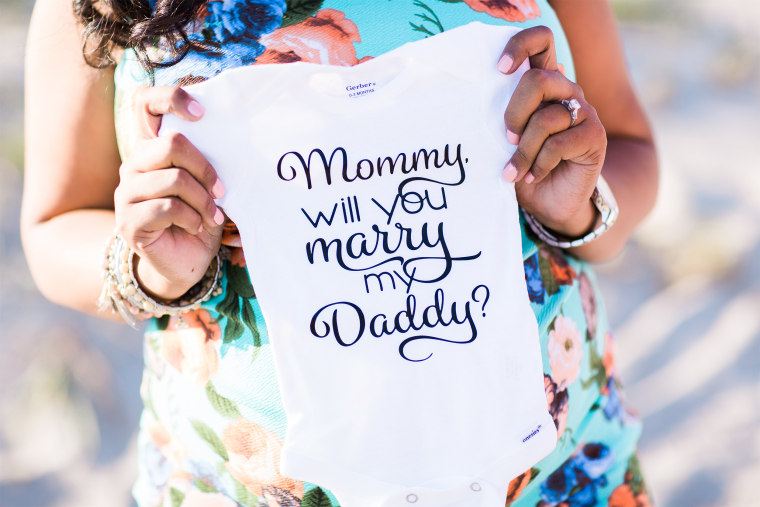 Maternity Proposal Photos 5