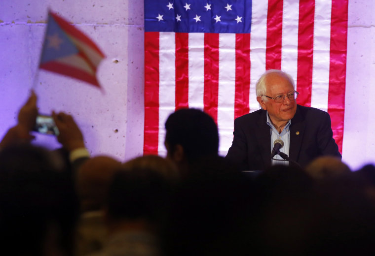 Image: Senator Bernie Sanders in Puerto Rico