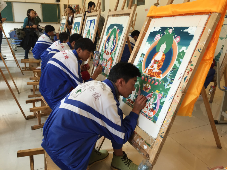 Image: Students learn Thangka painting