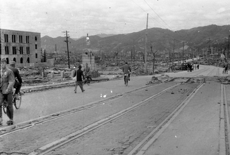 Image: The Wider Image: Hiroshima after the atomic bomb