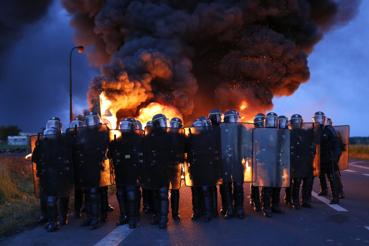 Image: French Oil Refinery Strike