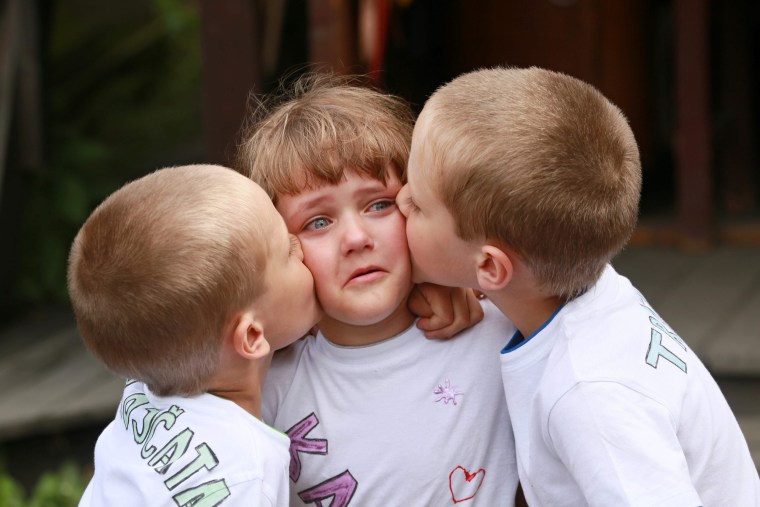 Image: CZECH-LIFESTYLE-TWINS