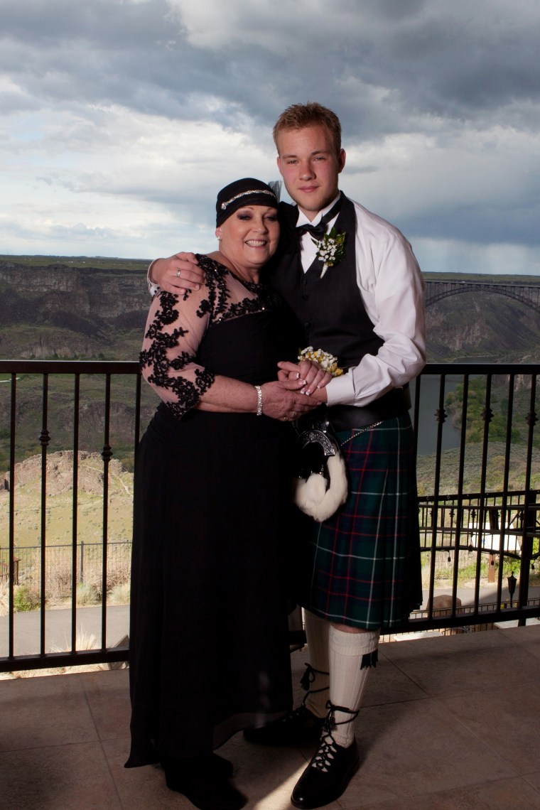 son takes terminally ill mom to prom