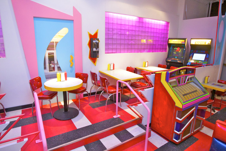 Saved By the Max restaurant
