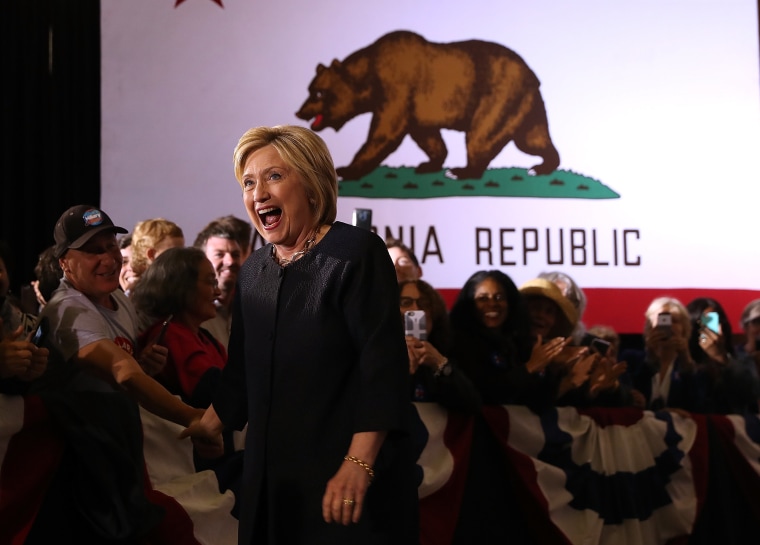 Image: Hillary Clinton Campaigns In California's Bay Area