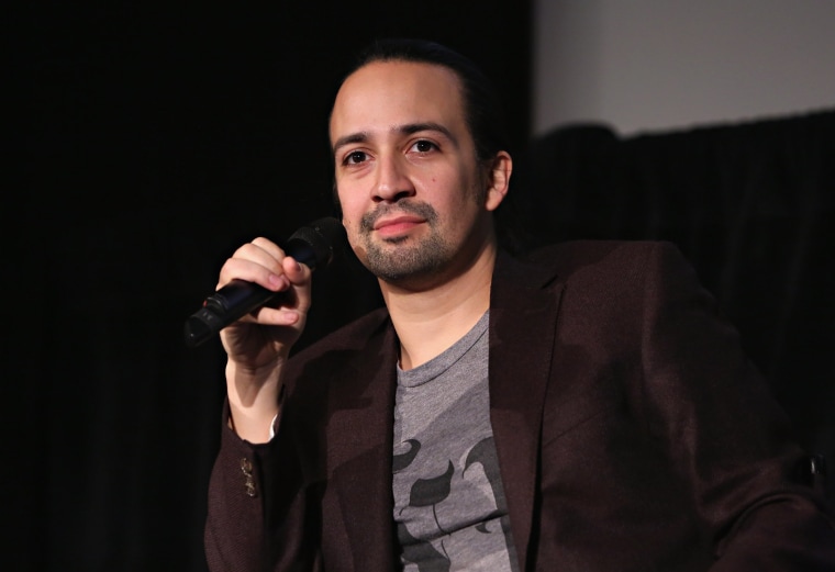 Image: FILE: Emily Blunt And Lin-Manuel Miranda To Lead 'Mary Poppins' Sequel