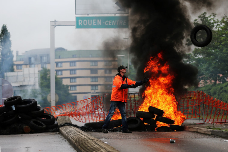 Image: FRANCE-POLITICS-SOCIAL-LABOUR-REFORM-PROTEST