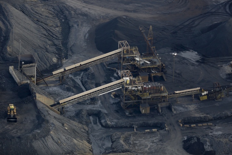 Image: Coal Slump Sends Mining Giant Peabody Energy Into Bankruptcy