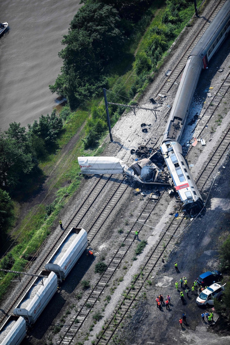 Image: BELGIUM-CRASH-TRAIN