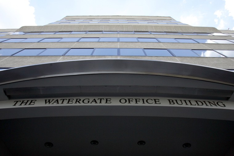 Image: Watergate Office Building