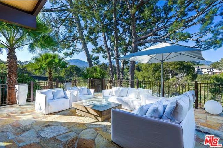 Pink's Malibu home