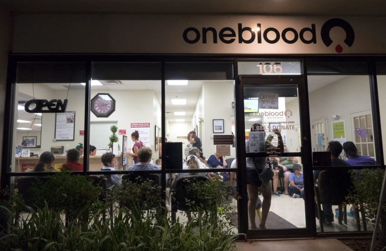 Image: Blood donations following mass shooting attack at nightclub in Orlando, Florida
