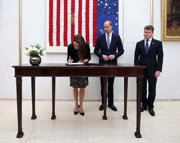 Image: The Duke & Duchess of Cambridge Sign Book of Condolence For Orlando Shootings Victims
