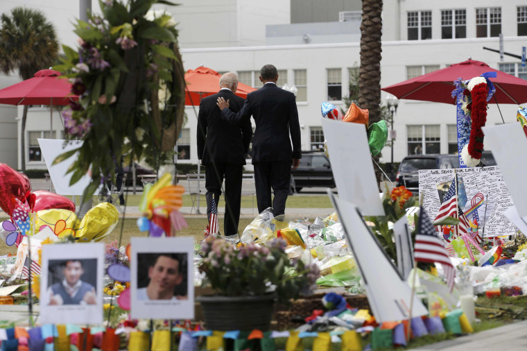 Image: U.S. President Obama and Vice President Biden depart makeshift memorial for shooting victims in Orlando, Florida