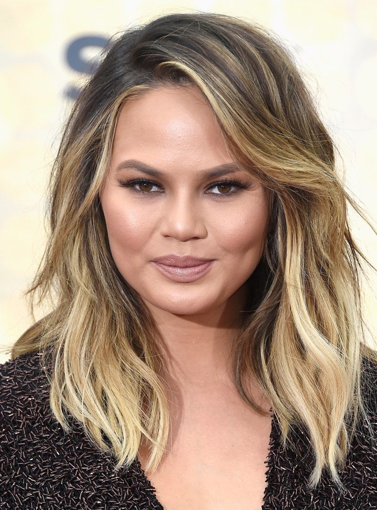 ss hairstyles round faces chrissy teigen