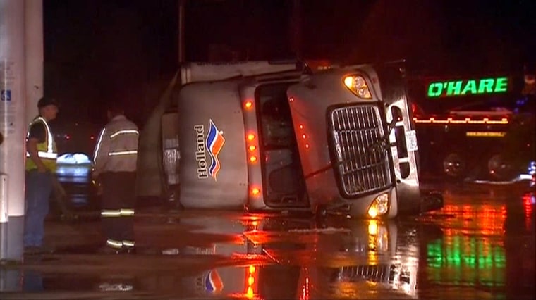 Image: Tornado damage in Pontiac, Illinois