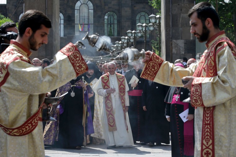 Image: TOPSHOT-ARMENIA-POPE-VISIT