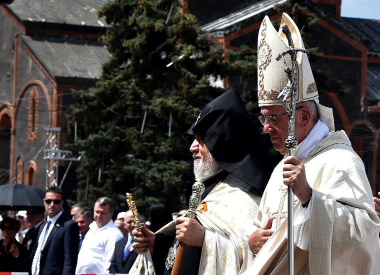 Image: Image: Pope Francis and Catholicos of All Armenians Karekin II