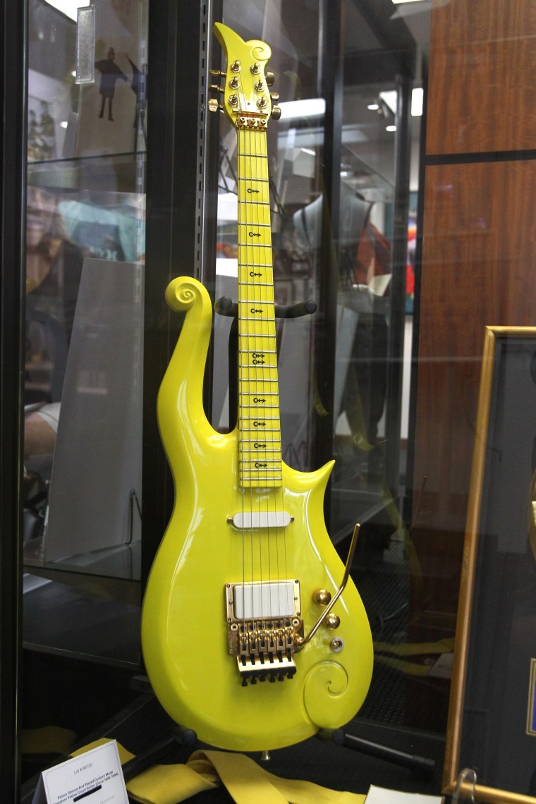 prince yellow cloud guitar