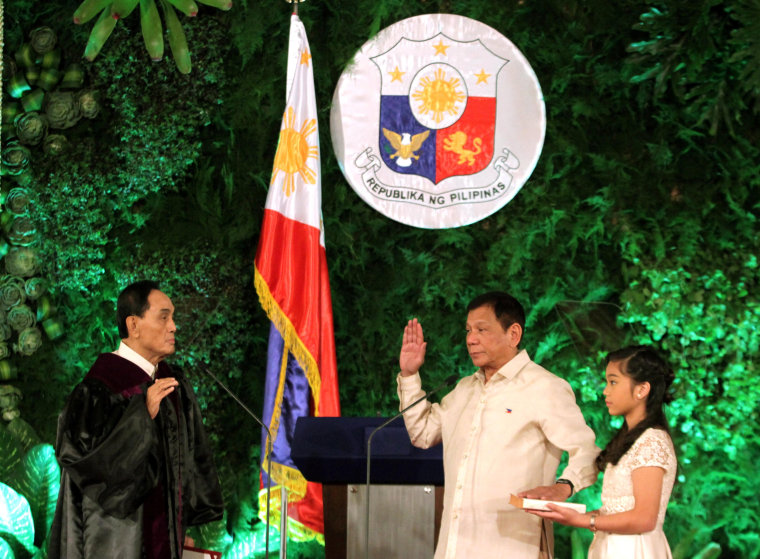 Image: President Rodrigo Duterte takes his oath