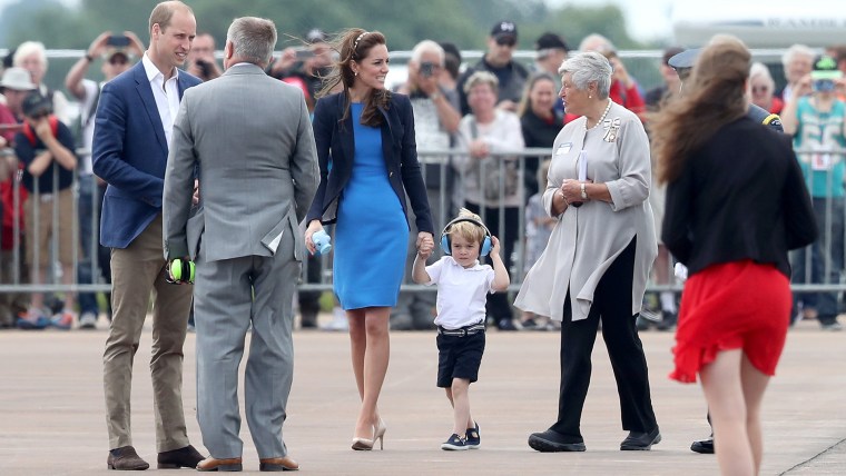 Prince William, Duke of Cambridge (L), Catherine, Duchess of Cambridge and Prince George
