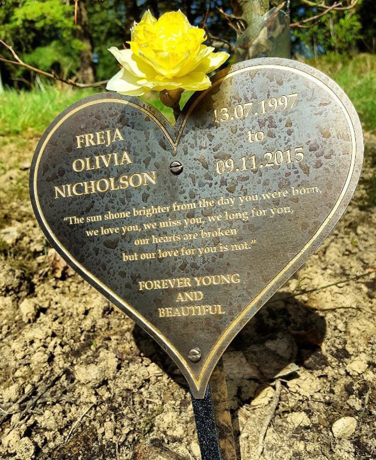 Freja Nicholson's tombstone