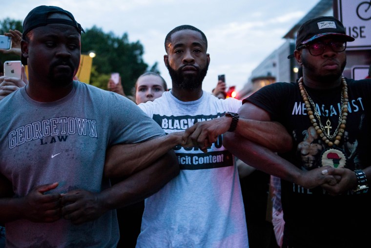 Activists At The White House Protest Shooting Deaths Of Two Black Men By Police