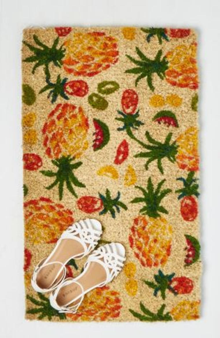 Pineapple print clothes, accessories, home decor and more!