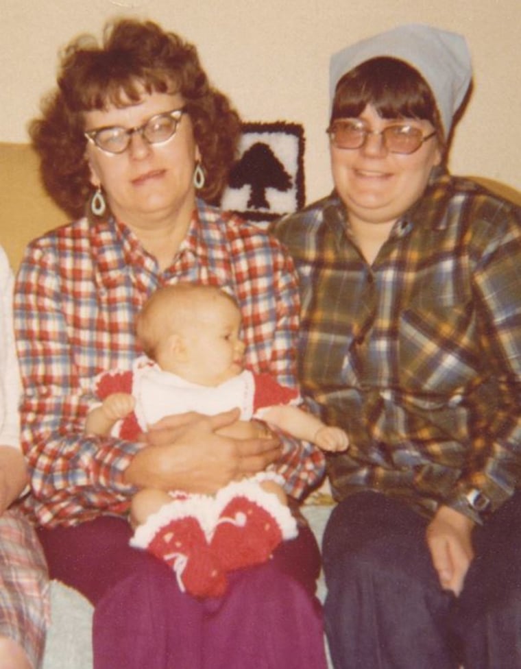 Helen (left) holding her granddaughter April alongside her daughter Elizabeth (right) during Christmas 1978.