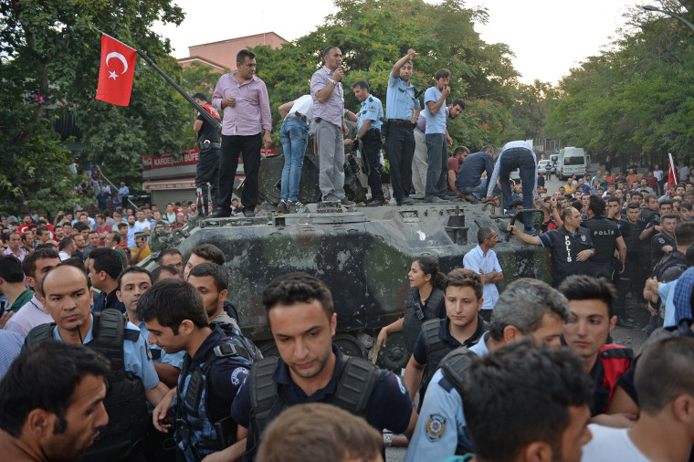 Image: Military Occupy Strategic Locations In Turkey