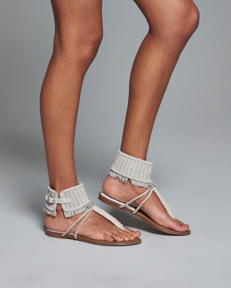 Dolce vita hot sale fringe sandals