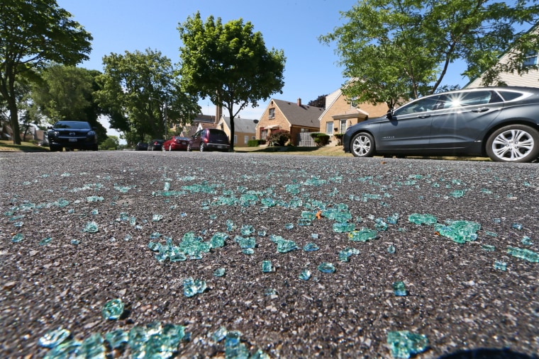 Image: Broken glass in Milwaukee