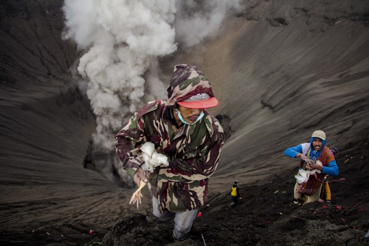 Image: Kasada Ceremony in Mount Bromo