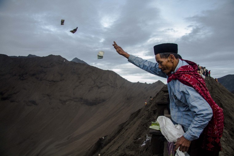 Image: Kasada Ceremony in Mount Bromo