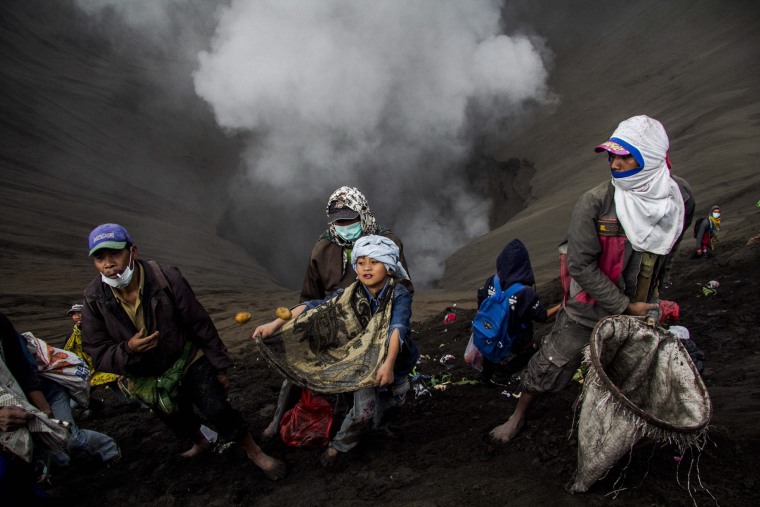 Image: Kasada Ceremony in Mount Bromo