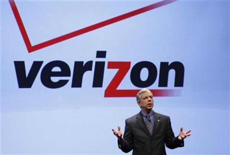 Lowell McAdam, Verizon president and COO, speaks at Verizon's iPhone 4 launch event in New York