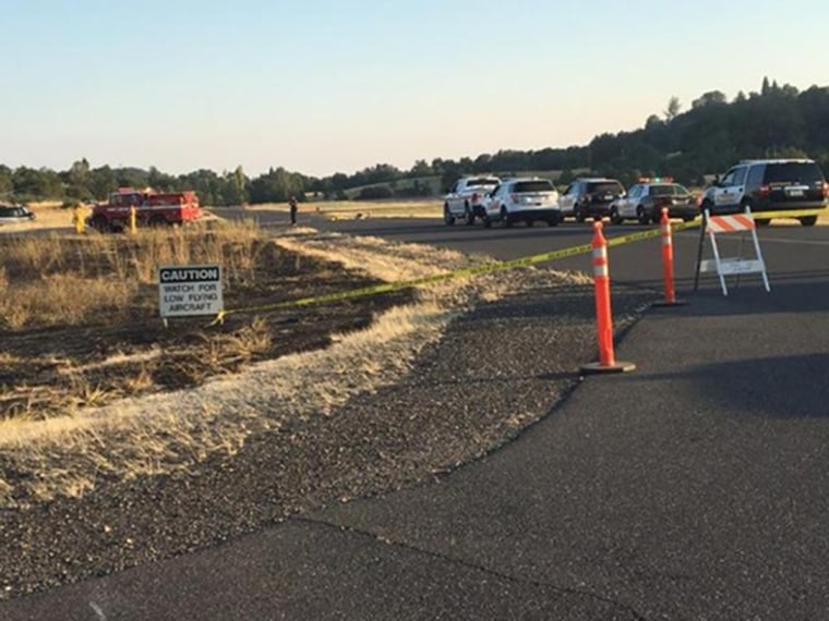 Image: Aftermath of crash at airport in Columbia, California