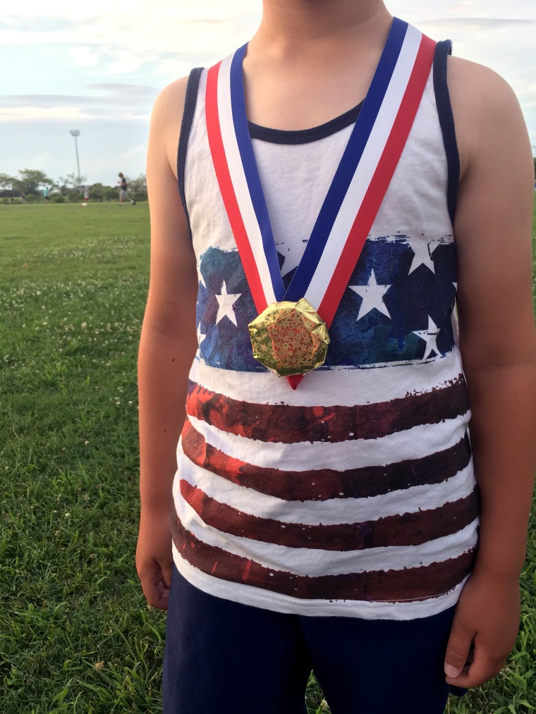 This gold medal has a sweet surprise inside: a cookie!