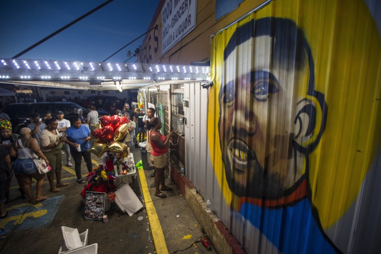 Image: BESTPIX Department Of Justice Launches Civil Rights Investigation In Shooting Of A Black Man By Baton Rouge Police Officer